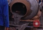 Image le mélange de béton en Thaïlande, 1966, de la seconde 40 séquences d'archives historiques vidéo 65675042839