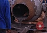 Image le mélange de béton en Thaïlande, 1966, de la seconde 41 séquences d'archives historiques vidéo 65675042839