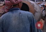 Image le mélange de béton en Thaïlande, 1966, de la seconde 48 séquences d'archives historiques vidéo 65675042839