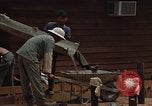 Image le mélange de béton en Thaïlande, 1966, de la seconde 33 séquences d'archives historiques vidéo 65675042840