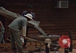 Image le mélange de béton en Thaïlande, 1966, de la seconde 34 séquences d'archives historiques vidéo 65675042840