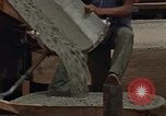 Image le mélange de béton en Thaïlande, 1966, de la seconde 44 séquences d'archives historiques vidéo 65675042840