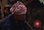 Image le mélange de béton en Thaïlande, 1966, de la seconde 45 séquences d'archives historiques vidéo 65675042840