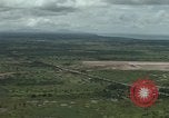 Image ligne de vol en Thaïlande, 1966, de la seconde 18 séquences d'archives historiques vidéo 65675042842