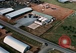 Image véhicules à base aérienne de en Thaïlande, 1967, de la seconde 20 séquences d'archives historiques vidéo 65675042844