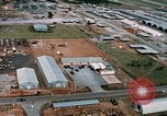 Image véhicules à base aérienne de en Thaïlande, 1967, de la seconde 29 séquences d'archives historiques vidéo 65675042844