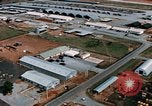 Image véhicules à base aérienne de en Thaïlande, 1967, de la seconde 44 séquences d'archives historiques vidéo 65675042844