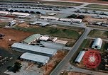 Image véhicules à base aérienne de en Thaïlande, 1967, de la seconde 51 séquences d'archives historiques vidéo 65675042844