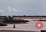 Image États-Unis F-105 avion en Thaïlande, 1967, de la seconde 22 séquences d'archives historiques vidéo 65675042845
