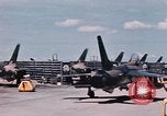 Image États-Unis F-105 avion en Thaïlande, 1967, de la seconde 61 séquences d'archives historiques vidéo 65675042845