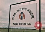 Standbild USA 712th vorbeugende Medizin Einheit Korat Thailand, 1970, aus Sekunde 45 historischem Filmmaterial Videoclip 65675042852