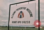 Standbild USA 712th vorbeugende Medizin Einheit Korat Thailand, 1970, aus Sekunde 49 historischem Filmmaterial Videoclip 65675042852