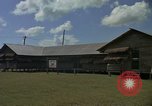 Standbild USA 4 Ingenieure Bau Gruppe Thailand, 1965, aus Sekunde 46 historischem Filmmaterial Videoclip 65675042858
