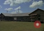 Standbild USA 4 Ingenieure Bau Gruppe Thailand, 1965, aus Sekunde 47 historischem Filmmaterial Videoclip 65675042858