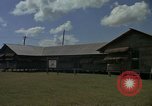 Standbild USA 4 Ingenieure Bau Gruppe Thailand, 1965, aus Sekunde 53 historischem Filmmaterial Videoclip 65675042858