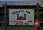 Standbild USA 4 Ingenieure Bau Gruppe Thailand, 1965, aus Sekunde 59 historischem Filmmaterial Videoclip 65675042858