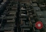 Standbild Vereinigten Staaten militärische Fahrzeuge Thailand, 1965, aus Sekunde 13 historischem Filmmaterial Videoclip 65675042861