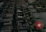 Standbild Vereinigten Staaten militärische Fahrzeuge Thailand, 1965, aus Sekunde 16 historischem Filmmaterial Videoclip 65675042861