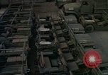 Standbild Vereinigten Staaten militärische Fahrzeuge Thailand, 1965, aus Sekunde 17 historischem Filmmaterial Videoclip 65675042861