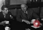 Standbild Charles Thomas Pazifik, 1955, aus Sekunde 19 historischem Filmmaterial Videoclip 65675042863