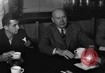 Standbild Charles Thomas Pazifik, 1955, aus Sekunde 20 historischem Filmmaterial Videoclip 65675042863