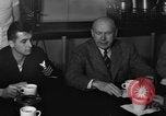 Standbild Charles Thomas Pazifik, 1955, aus Sekunde 23 historischem Filmmaterial Videoclip 65675042863