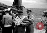 Image Secrétaire de la marine Thomas visites USS Bennington et USS St Paul Océan Pacifique, 1955, de la seconde 21 séquences d'archives historiques vidéo 65675042864