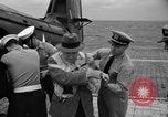 Image Secrétaire de la marine Thomas visites USS Bennington et USS St Paul Océan Pacifique, 1955, de la seconde 25 séquences d'archives historiques vidéo 65675042864