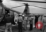 Image Secrétaire de la marine Thomas visites USS Bennington et USS St Paul Océan Pacifique, 1955, de la seconde 38 séquences d'archives historiques vidéo 65675042864