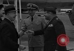 Standbild Charles Thomas Korea, 1955, aus Sekunde 17 historischem Filmmaterial Videoclip 65675042865