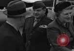 Standbild Charles Thomas Korea, 1955, aus Sekunde 28 historischem Filmmaterial Videoclip 65675042865