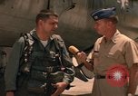 Standbild Captain James Walbridge S Thailand, 1967, aus Sekunde 24 historischem Filmmaterial Videoclip 65675042877