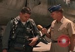 Standbild Captain James Walbridge S Thailand, 1967, aus Sekunde 29 historischem Filmmaterial Videoclip 65675042877