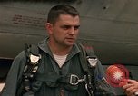Standbild Captain James Walbridge S Thailand, 1967, aus Sekunde 56 historischem Filmmaterial Videoclip 65675042877