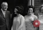Standbild Luci Johnson Washington DC USA, 1966, aus Sekunde 31 historischem Filmmaterial Videoclip 65675042879