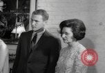 Standbild Luci Johnson Washington DC USA, 1966, aus Sekunde 41 historischem Filmmaterial Videoclip 65675042879