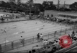Standbild Schwimmen erfüllen Los Angeles California USA, 1966, aus Sekunde 6 historischem Filmmaterial Videoclip 65675042881