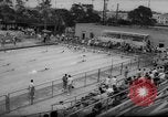 Standbild Schwimmen erfüllen Los Angeles California USA, 1966, aus Sekunde 9 historischem Filmmaterial Videoclip 65675042881