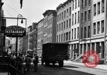 Image Scène de rue Ville New York City USA, 1950, de la seconde 25 séquences d'archives historiques vidéo 65675042883