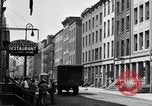 Image Scène de rue Ville New York City USA, 1950, de la seconde 26 séquences d'archives historiques vidéo 65675042883
