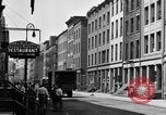 Image Scène de rue Ville New York City USA, 1950, de la seconde 27 séquences d'archives historiques vidéo 65675042883