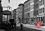 Image Scène de rue Ville New York City USA, 1950, de la seconde 30 séquences d'archives historiques vidéo 65675042883