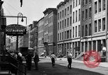 Image Scène de rue Ville New York City USA, 1950, de la seconde 32 séquences d'archives historiques vidéo 65675042883