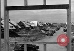 Image maisons de banlieue New York United States USA, 1950, de la seconde 59 séquences d'archives historiques vidéo 65675042888