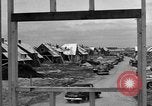 Image maisons de banlieue New York United States USA, 1950, de la seconde 60 séquences d'archives historiques vidéo 65675042888
