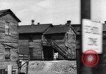 Standbild Slums United States USA, 1946, aus Sekunde 13 historischem Filmmaterial Videoclip 65675042890