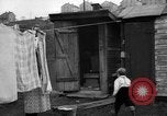 Standbild Slums United States USA, 1946, aus Sekunde 22 historischem Filmmaterial Videoclip 65675042890
