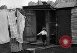 Standbild Slums United States USA, 1946, aus Sekunde 23 historischem Filmmaterial Videoclip 65675042890