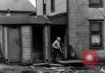 Standbild Slums United States USA, 1946, aus Sekunde 27 historischem Filmmaterial Videoclip 65675042890