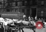 Standbild Slums United States USA, 1946, aus Sekunde 53 historischem Filmmaterial Videoclip 65675042890